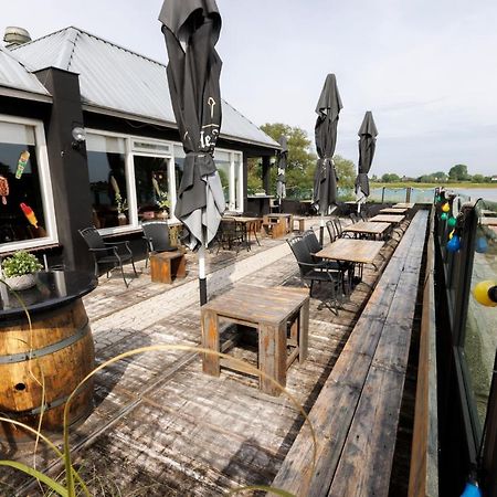 Mooi Huisje Aan De Maas Op-Andel Exterior foto